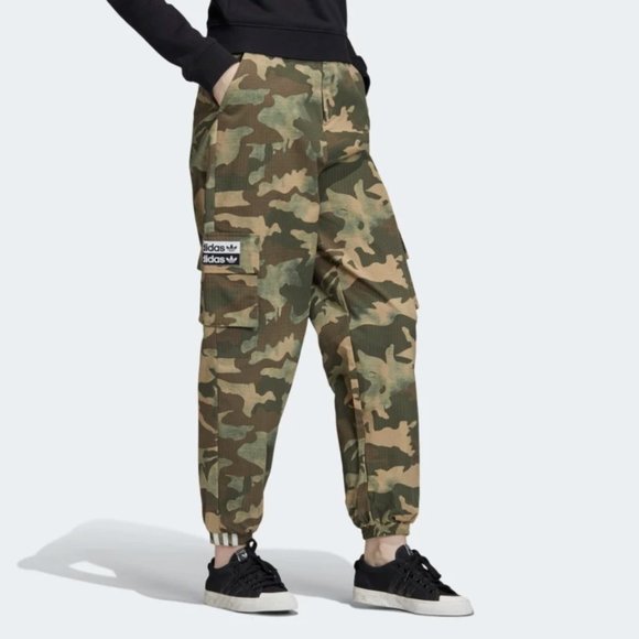 ⛔️SOLD⛔️ ADIDAS Originals Camo Cargo Track Pants S - Picture 3 of 16